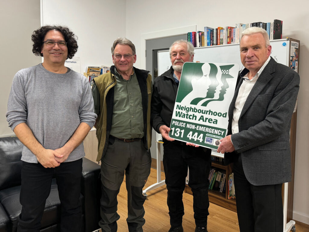 Sign-presentation-to-Shemi-Ray-David